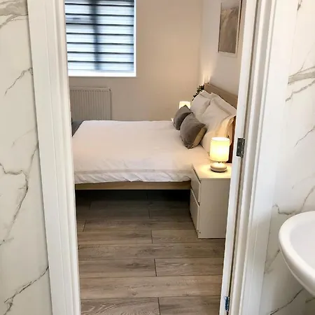 Spacious En-Suite Private Double Bedroom Oxford Exterior photo